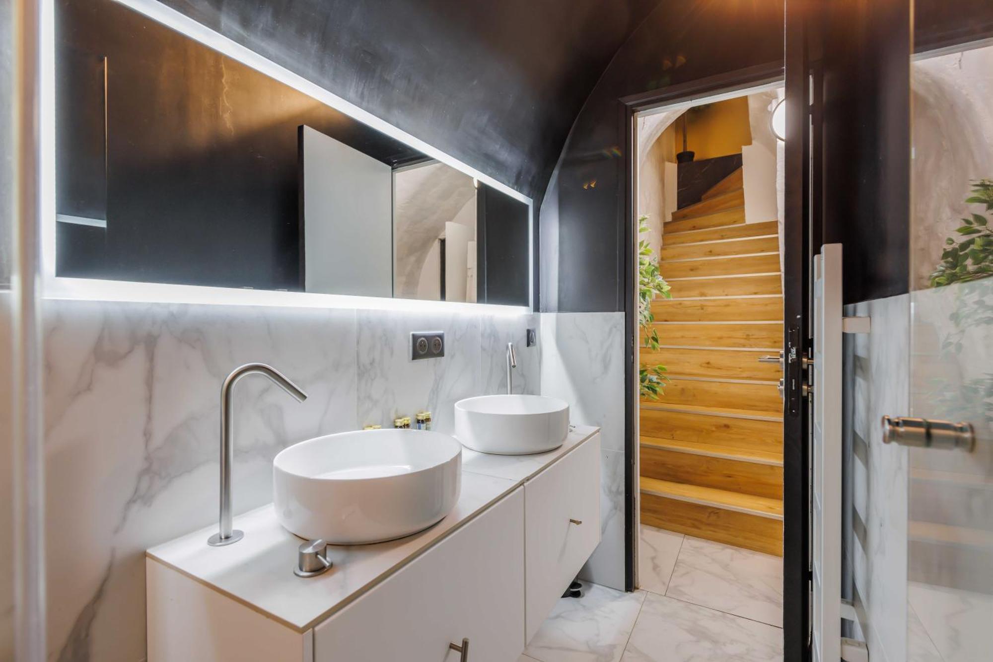 Charming Duplex Parisian T3 - Heart Of Saint-Germainアパートメント エクステリア 写真